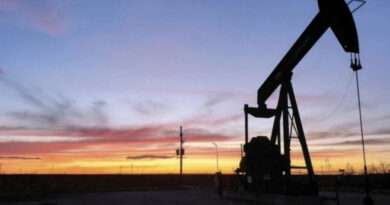 Pide Trump mantener bajos precios del petróleo ante inestabilidad de mercados