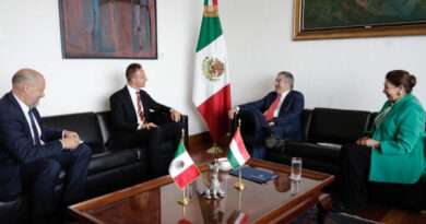 Se reúne De la Fuente con su homólogo de Hungría, Péter Szijjártó