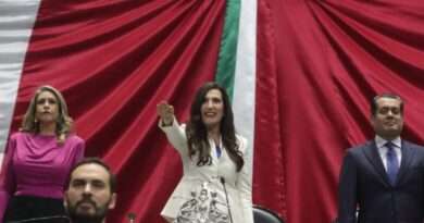 Aceptan diputados de Morena que Kenia López presida la Mesa Directiva
