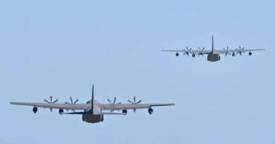 EU advierte a aerolíneas de riesgo por posibles acciones militares en espacio aéreo de México y otras partes de AL