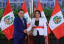 Presidente de Perú nombra a economista de derecha como primera ministra