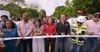 Entrega Nahle 14 km del camino Las Choapas–El Paralelo