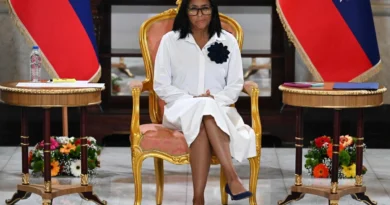 Delcy Rodríguez le insiste a Trump que levante todas las sanciones a Venezuela