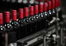 Aranceles de Trump provocaron caída histórica del comercio y consumo de vino