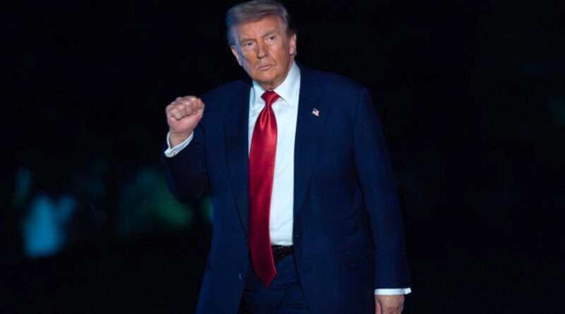 Trump llama a magistrados de la Corte a ser «leales» al decidir sobre prohibición de ciudadanía por nacimiento