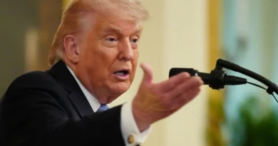 Trump advierte colapso petrolero en Irán y aplaza posible fin del conflicto