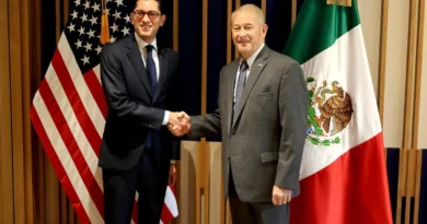 México y EU acuerdan acelerar acciones contra cárteles, ‘huachicol’ y tráfico de armas