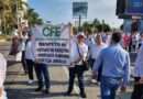 Protestan jubilados en CFE